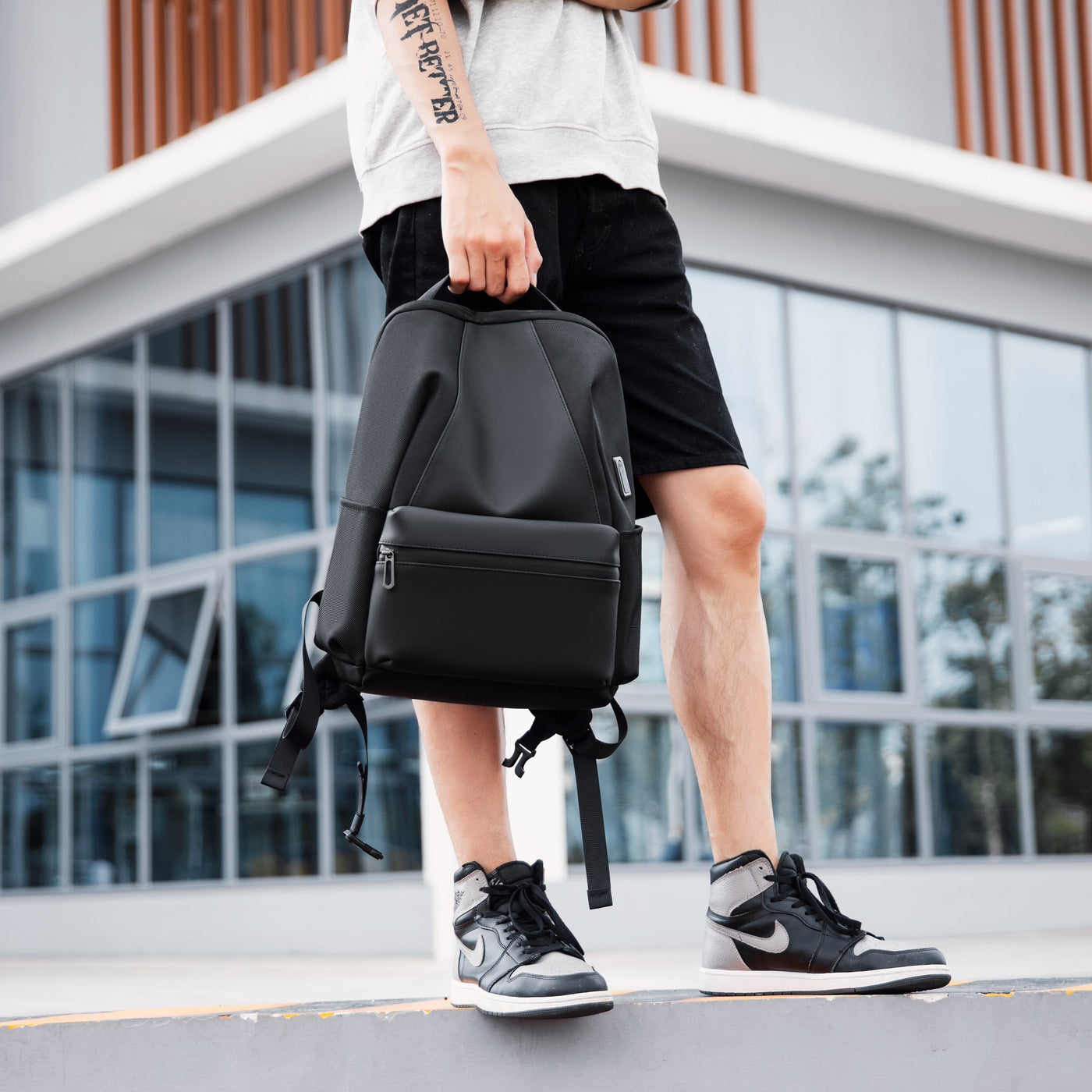 Mark Ryden Canada Madden black Casual style laptop backpack with usb and micro usb charging 